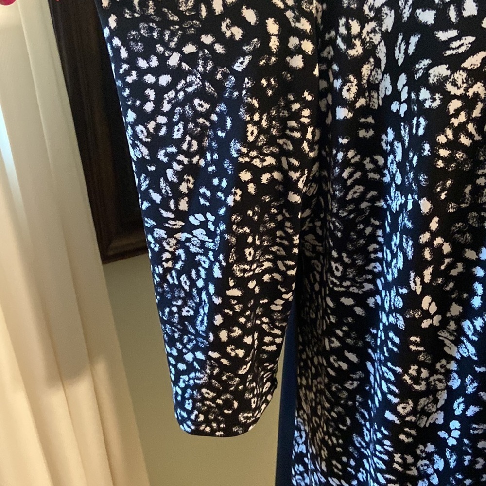Vince Camuto 2X EUC top - Picture 3 of 5